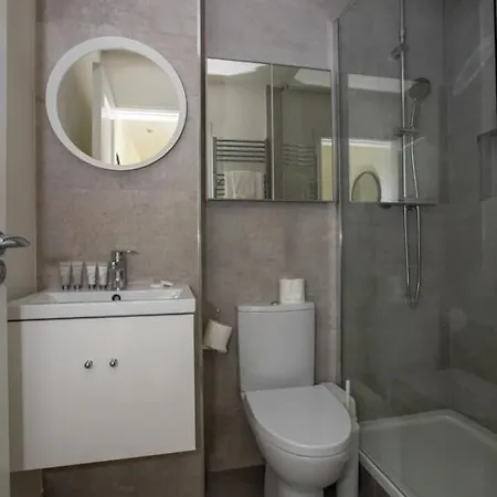 Grand Canal District 公寓