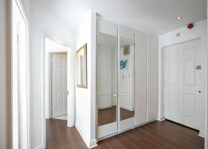 Grand Canal District